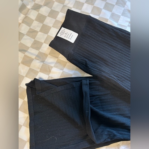 PINK Victoria's Secret Charcoal Textured Pants - Picture 2 of 4